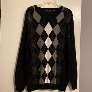 Claiborne Men’s Argyle V-Neck Sweater